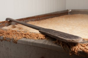 Beer fermentation and a mixing spatula